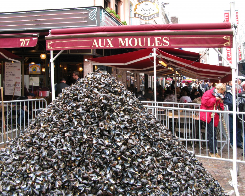 tas de moule braderie de lille 